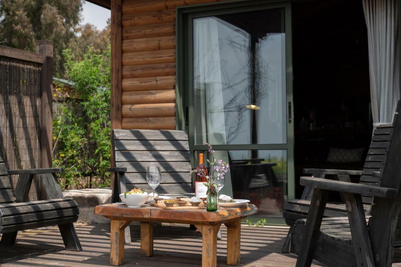 Assaf Boutique Winery & Cabins Kidmat Tsvi Eksteriør bilde